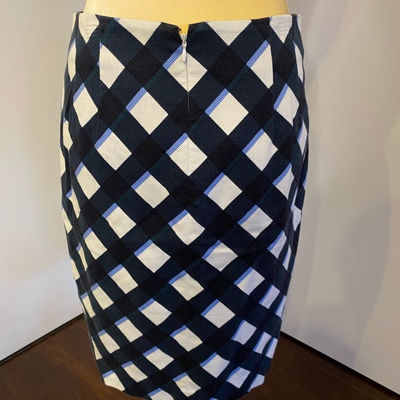 Ann Taylor cream & blue pencil skirt - Picture 5 of 9